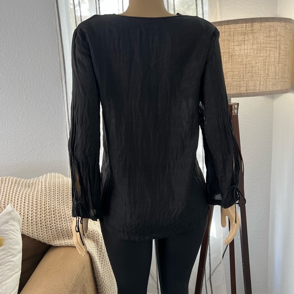 Bianco Levrin Black Long Sleeve Silk Blouse Top Size M Medium Crinkle - Picture 5 of 10